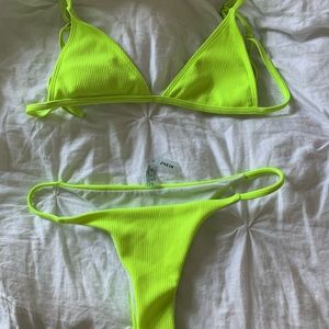 Shein Medium neon green bikini